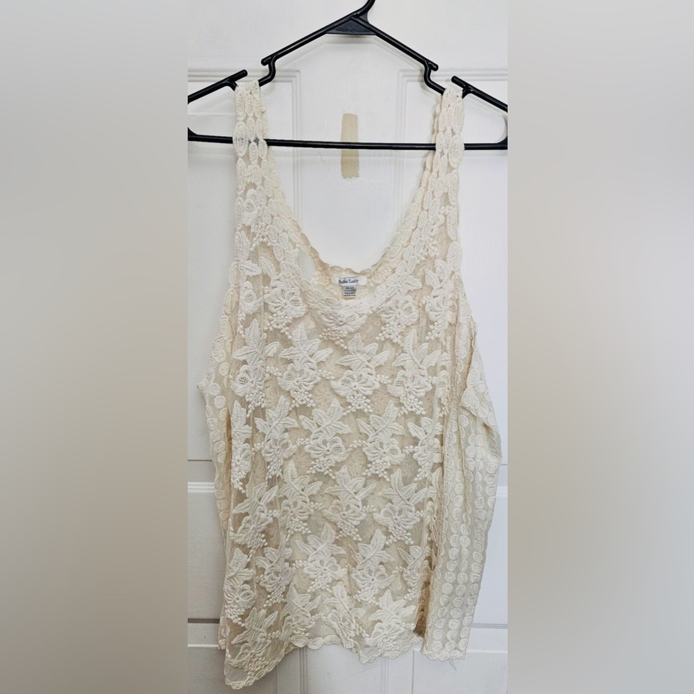 Women’s Soho Lady One Size/Plus Size Cream Colored Sleeveless Coverup.